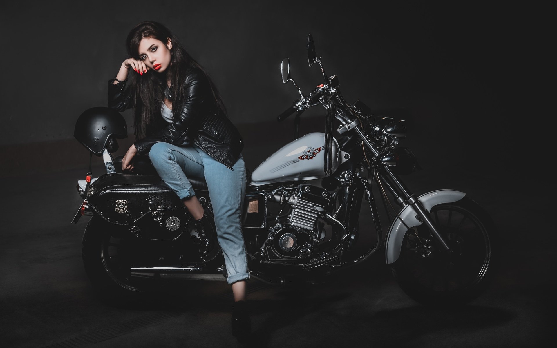 Biker girls: style and drive in Dortmund