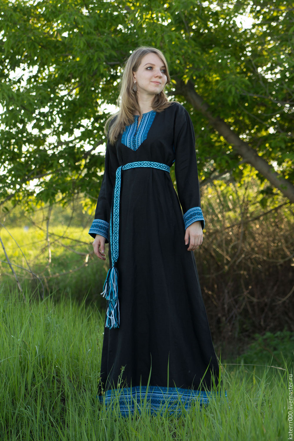 Women in Slavic costumes in Dortmund