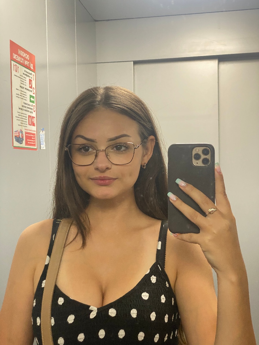 Sexy model Stacy in Dortmund